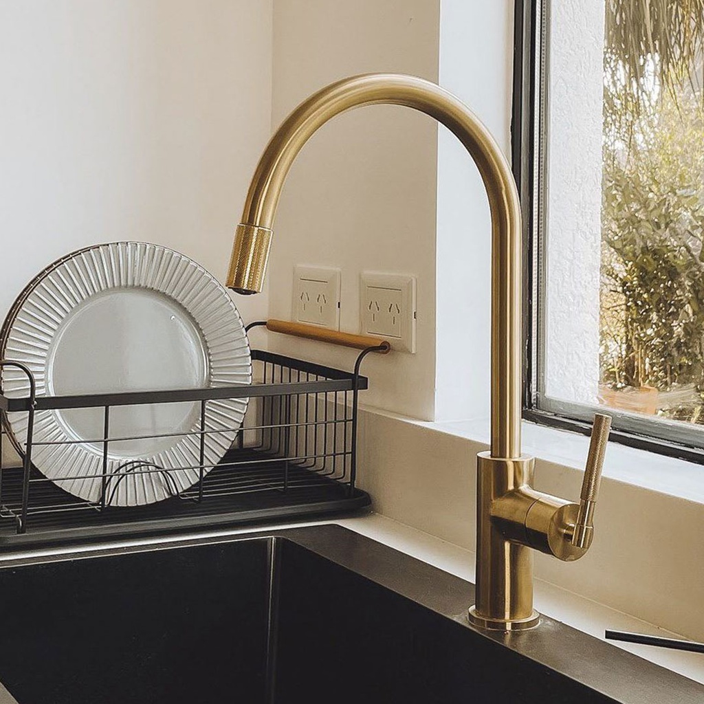 Grifería Monocomando de Cocina Peirano Línea Fabric Gold 20-100G